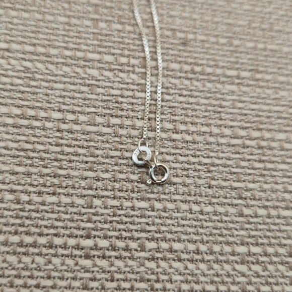 18 Inch Sterling Silver I'm All About That Bass Pendant Necklace A5185 - Picture 5 of 7